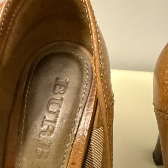 Burberry Platform Leather Pumps, Taupe, size 6.5 - Picture 7 of 10